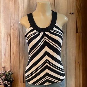 White House Black Market ~ Top